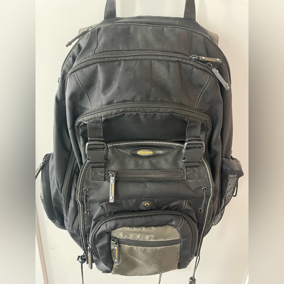 Targus Backpack - Picture 4 of 10